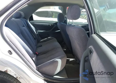 1999 Toyota Camry Le z USA, uszkodzony, nr VIN 4T1BG22K2XU421831